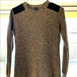 GAP Merino sweater dress. Size M. Fitted.